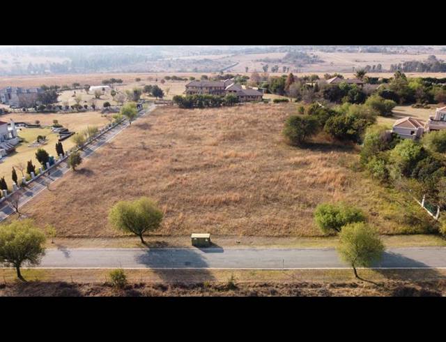 LAND FOR SALE IN BEAULIEU